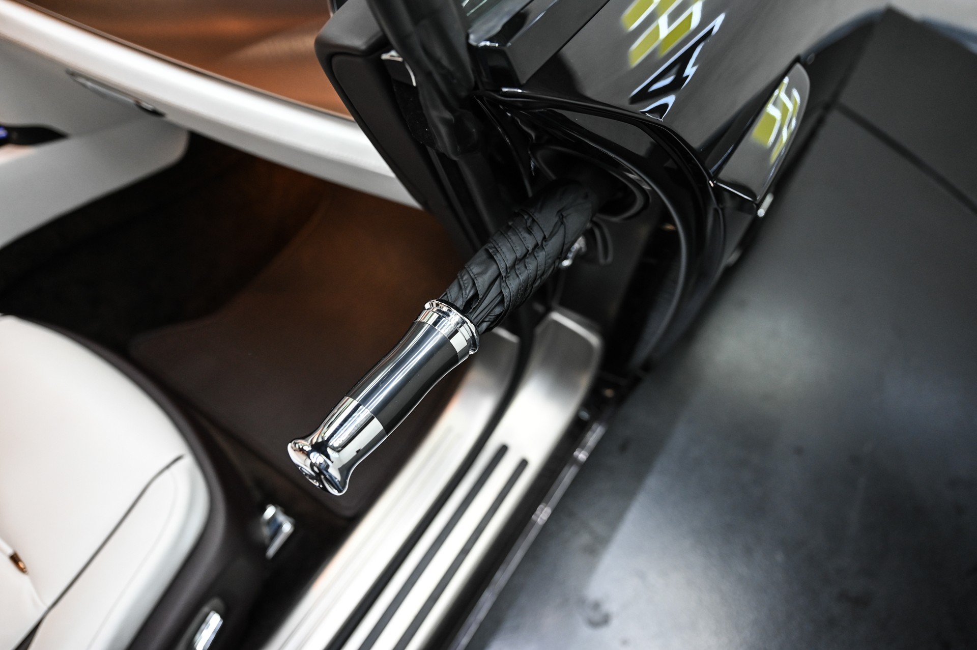 ROLLS-ROYCE Wraith 6.6 V12 "1 of 9 Inspired by Music Editions"-image-32
