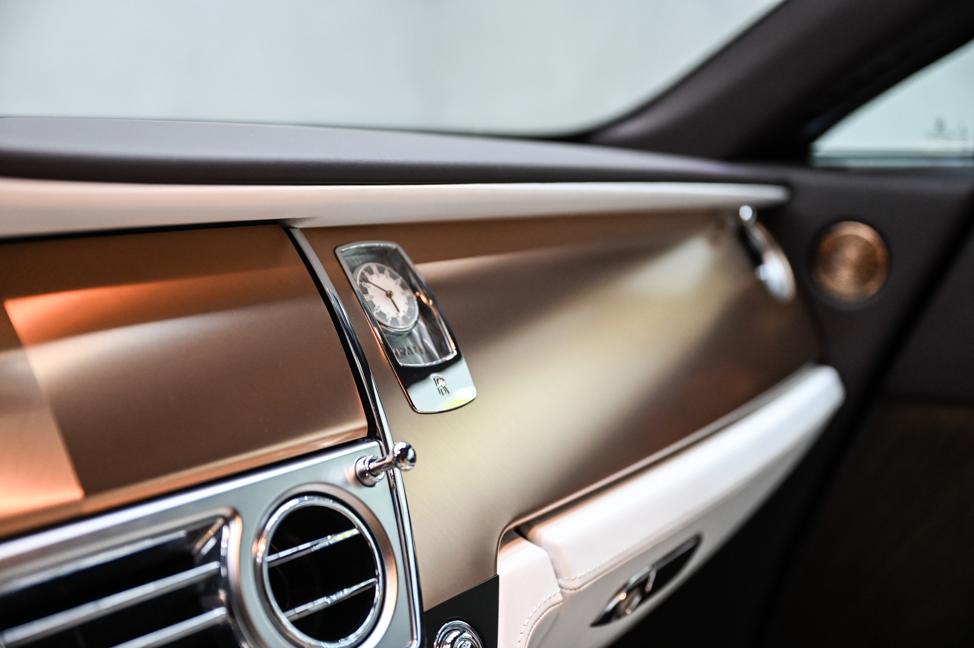 ROLLS-ROYCE Wraith 6.6 V12 "1 of 9 Inspired by Music Editions"-image-29