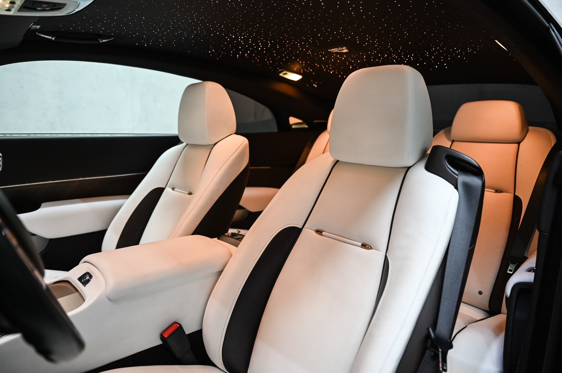 ROLLS-ROYCE Wraith 6.6 V12 "1 of 9 Inspired by Music Editions"-image-16