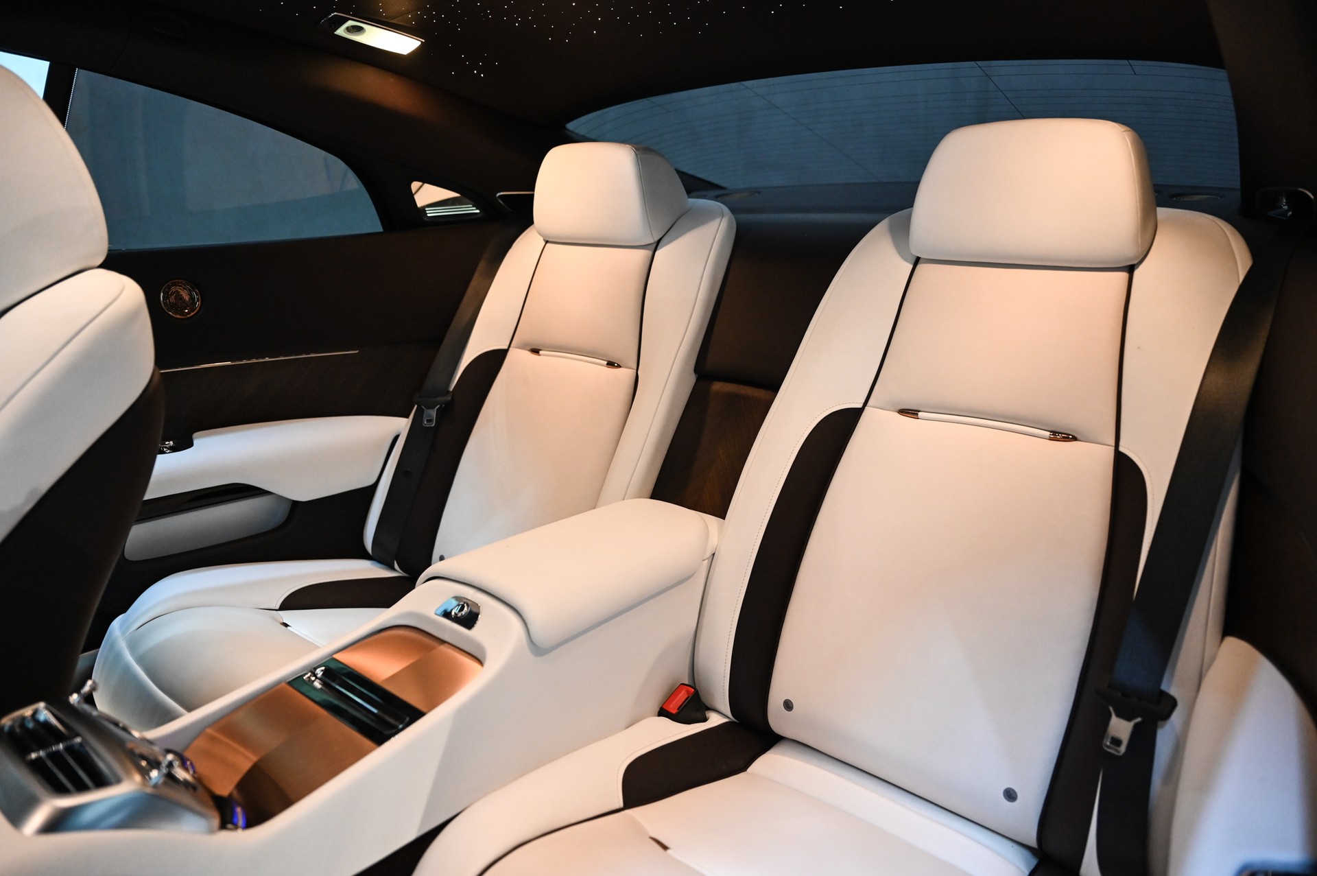 ROLLS-ROYCE Wraith 6.6 V12 "1 of 9 Inspired by Music Editions"-image-17