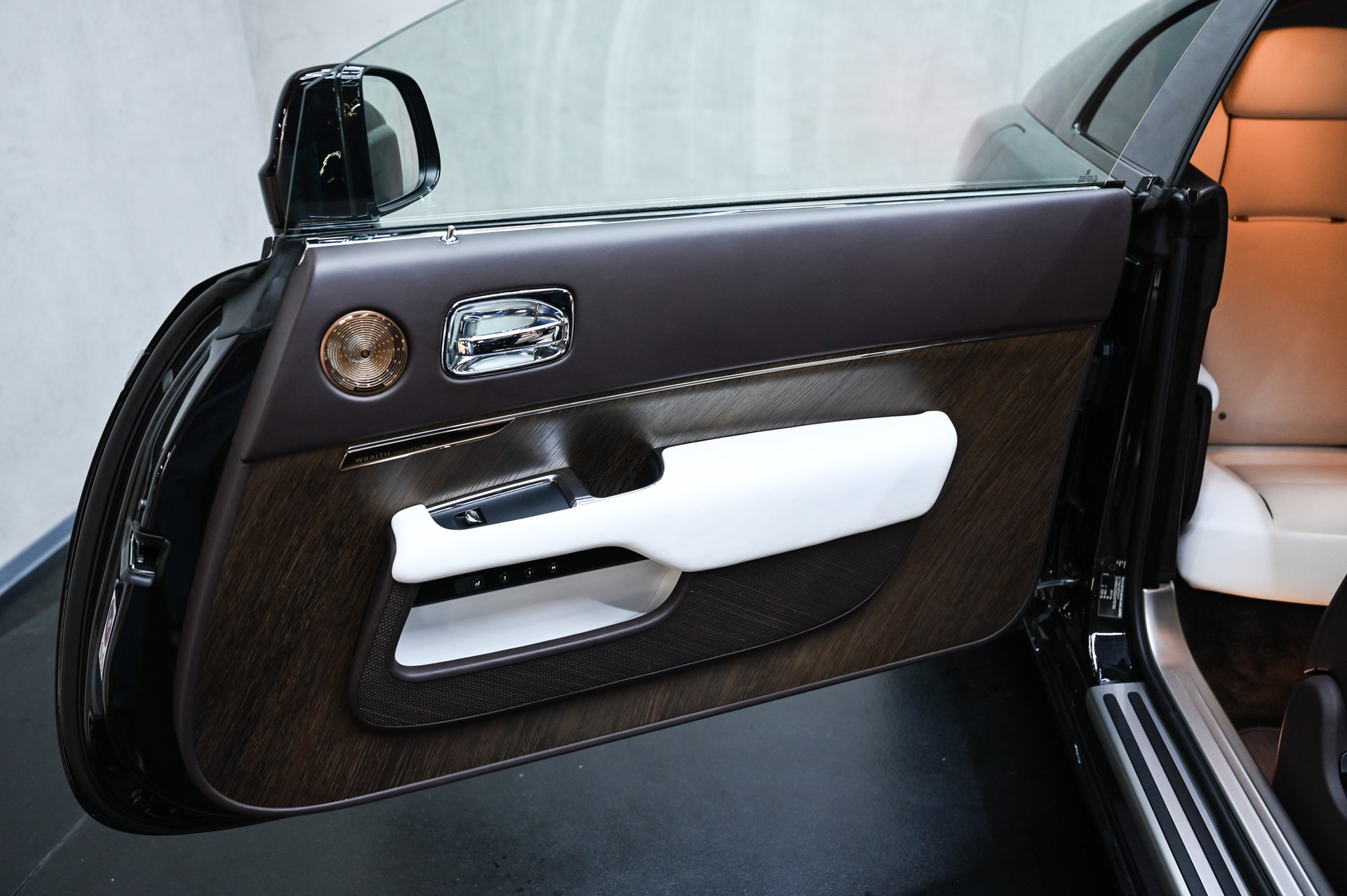 ROLLS-ROYCE Wraith 6.6 V12 "1 of 9 Inspired by Music Editions"-image-19