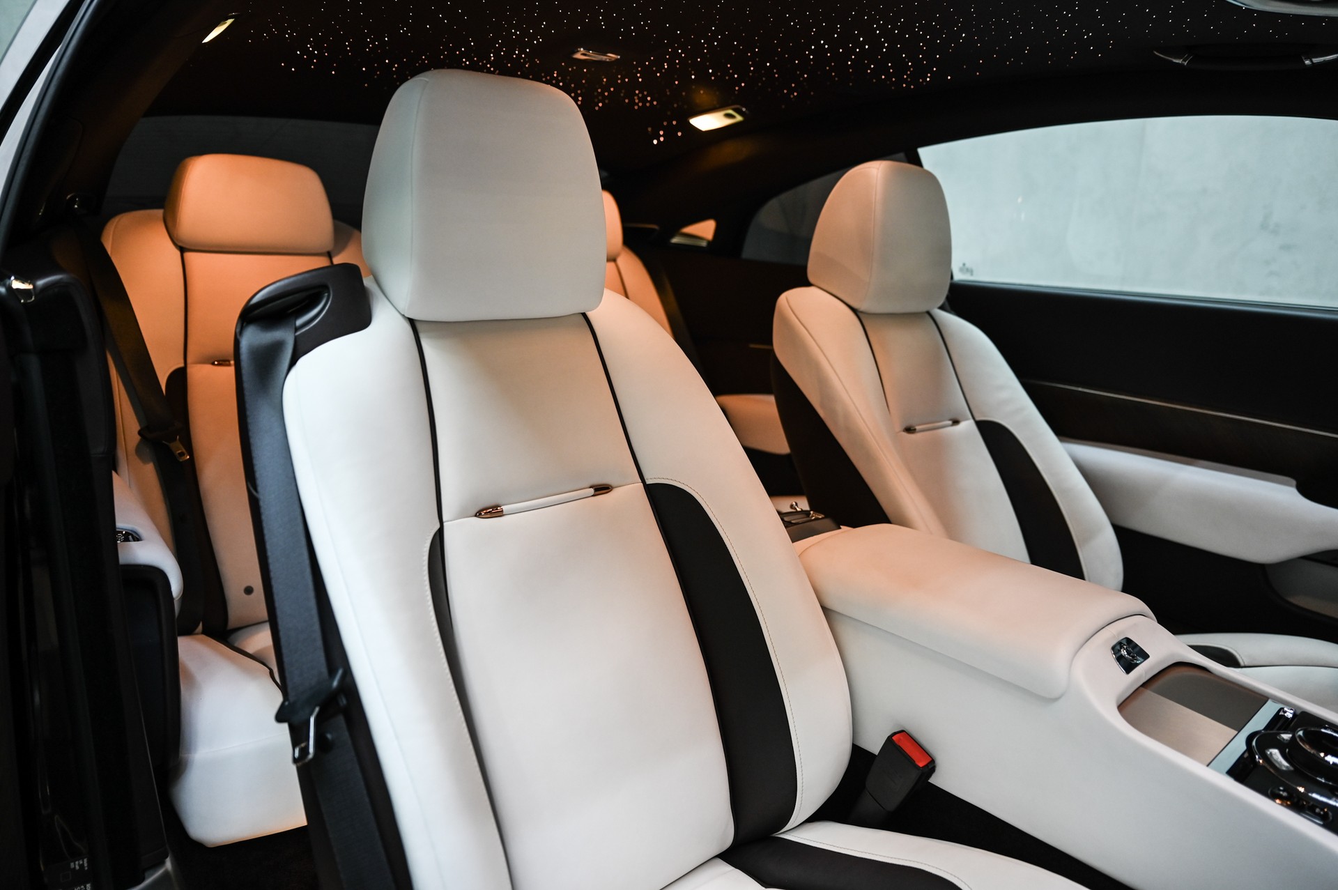 ROLLS-ROYCE Wraith 6.6 V12 "1 of 9 Inspired by Music Editions"-image-22