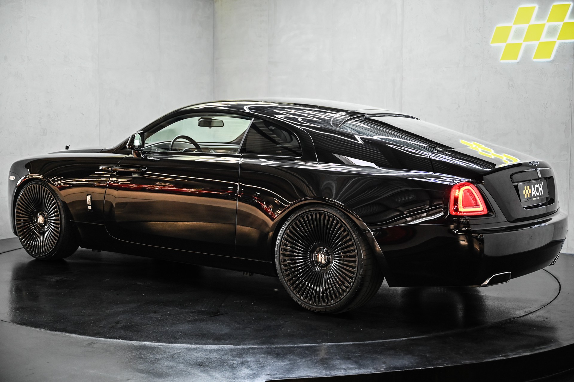 ROLLS-ROYCE Wraith 6.6 V12 "1 of 9 Inspired by Music Editions"-image-3