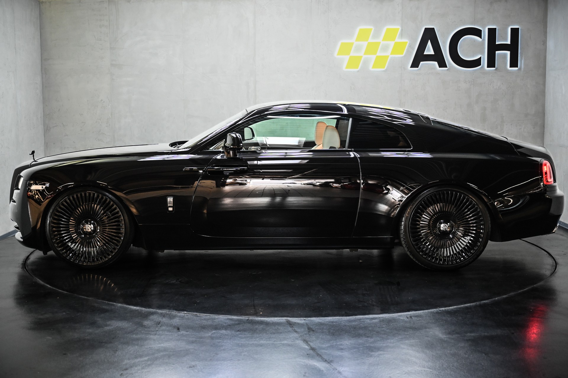 ROLLS-ROYCE Wraith 6.6 V12 "1 of 9 Inspired by Music Editions"-image-4