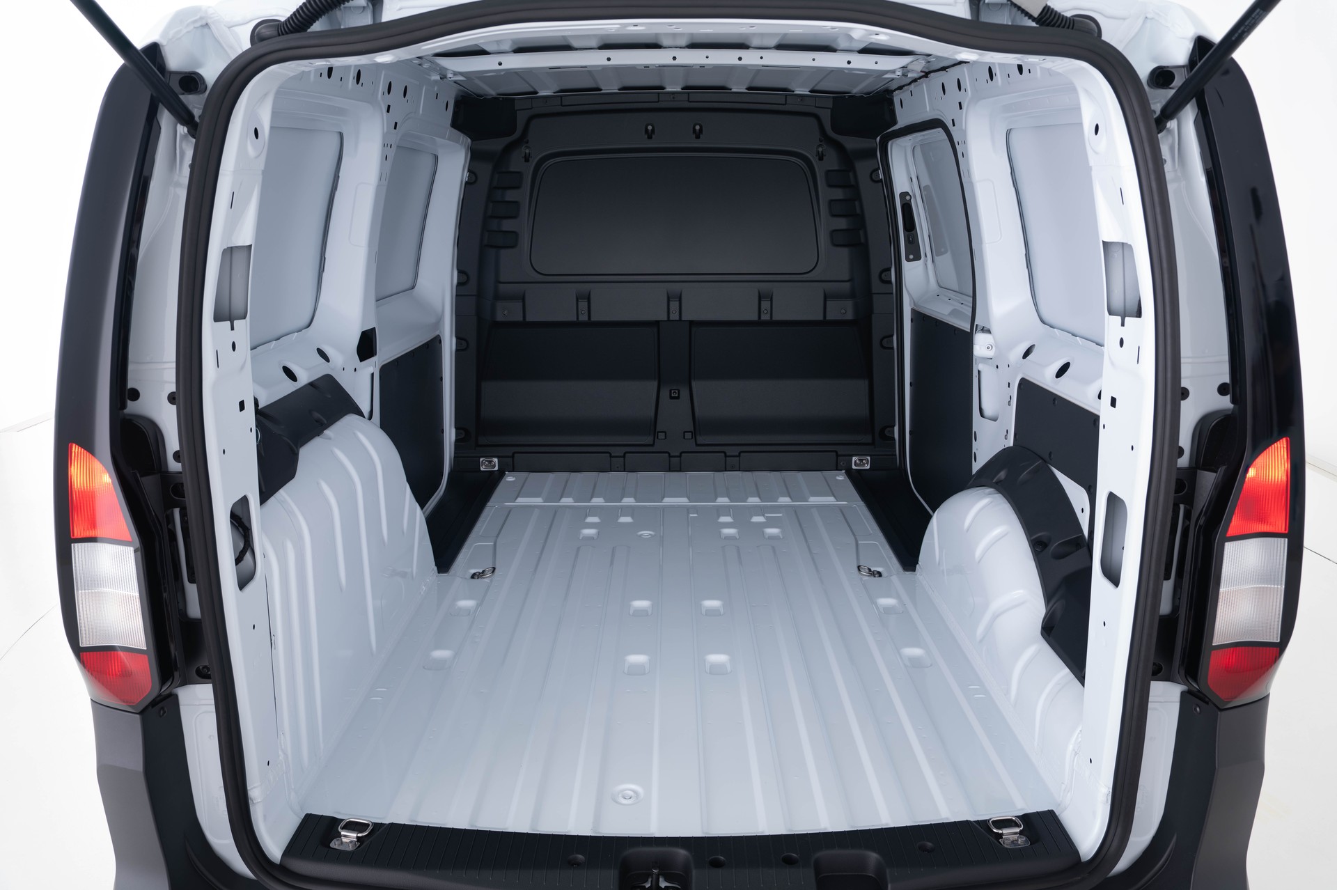 FORD Grand Transit Connect Kaw. 2.0 EcoBlue 122PS Trend 4x4-image-25