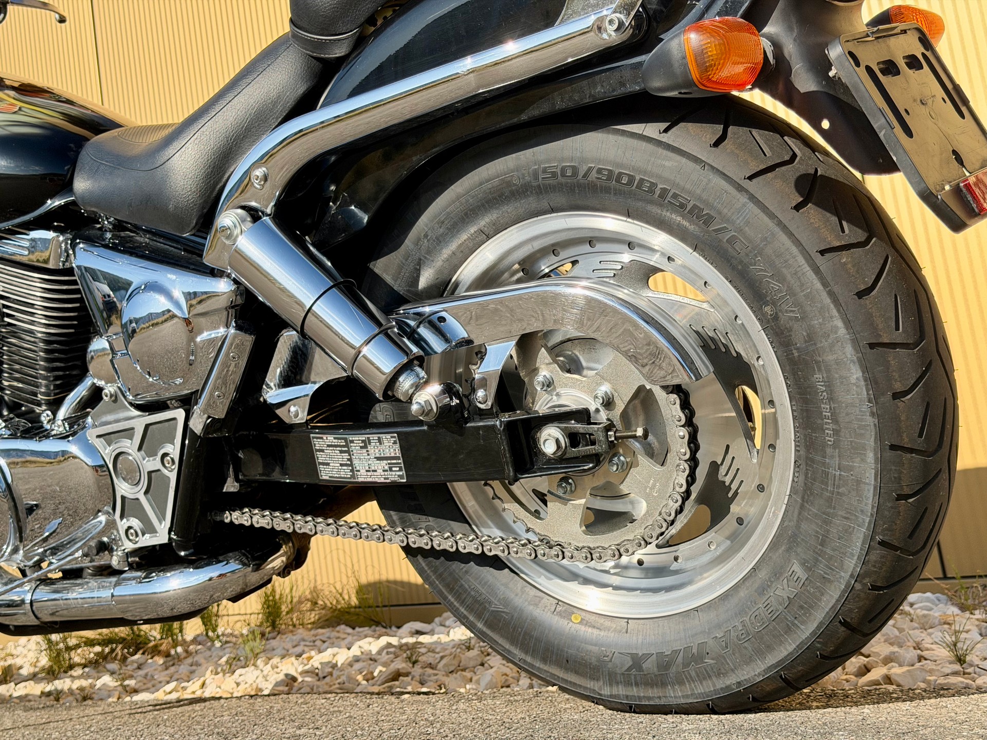 SUZUKI VZ 800 Marauder V-image-13