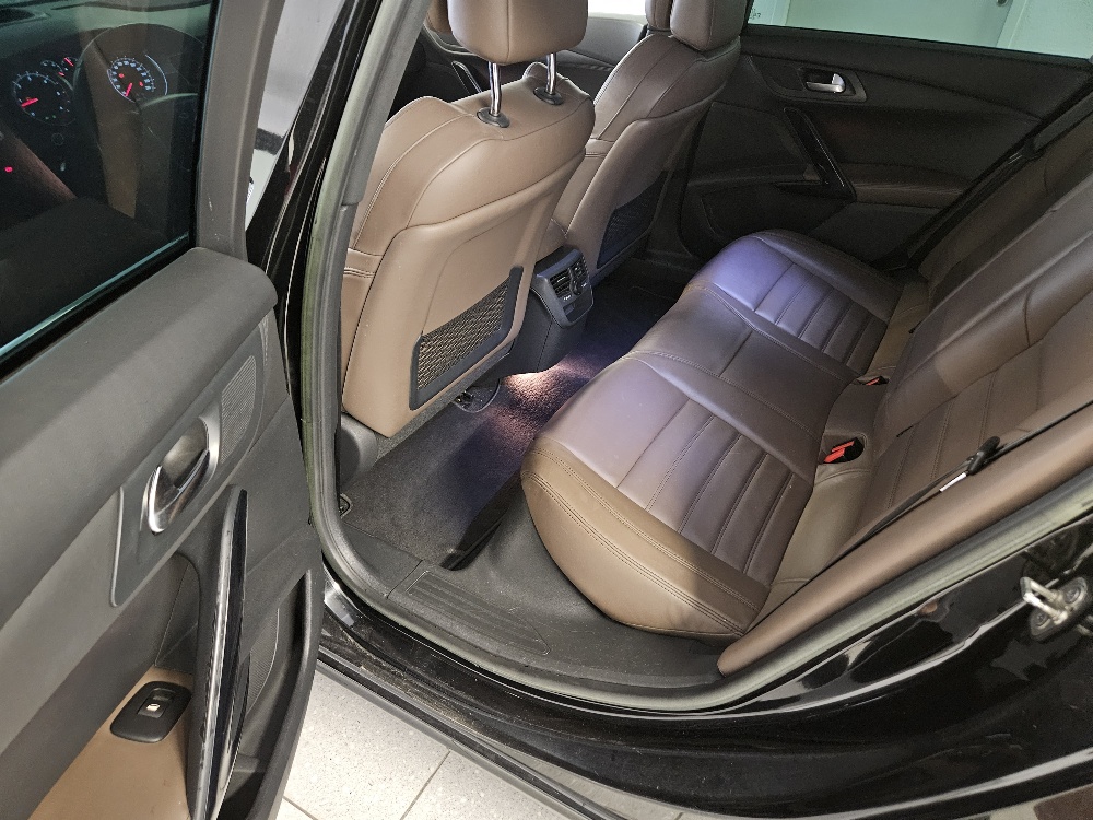 PEUGEOT 508 SW 2.2 HDI GT Automatic-image-17