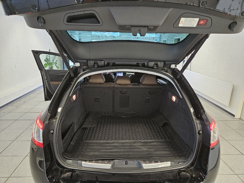 PEUGEOT 508 SW 2.2 HDI GT Automatic-image-18