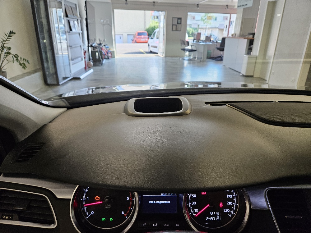 PEUGEOT 508 SW 2.2 HDI GT Automatic-image-15