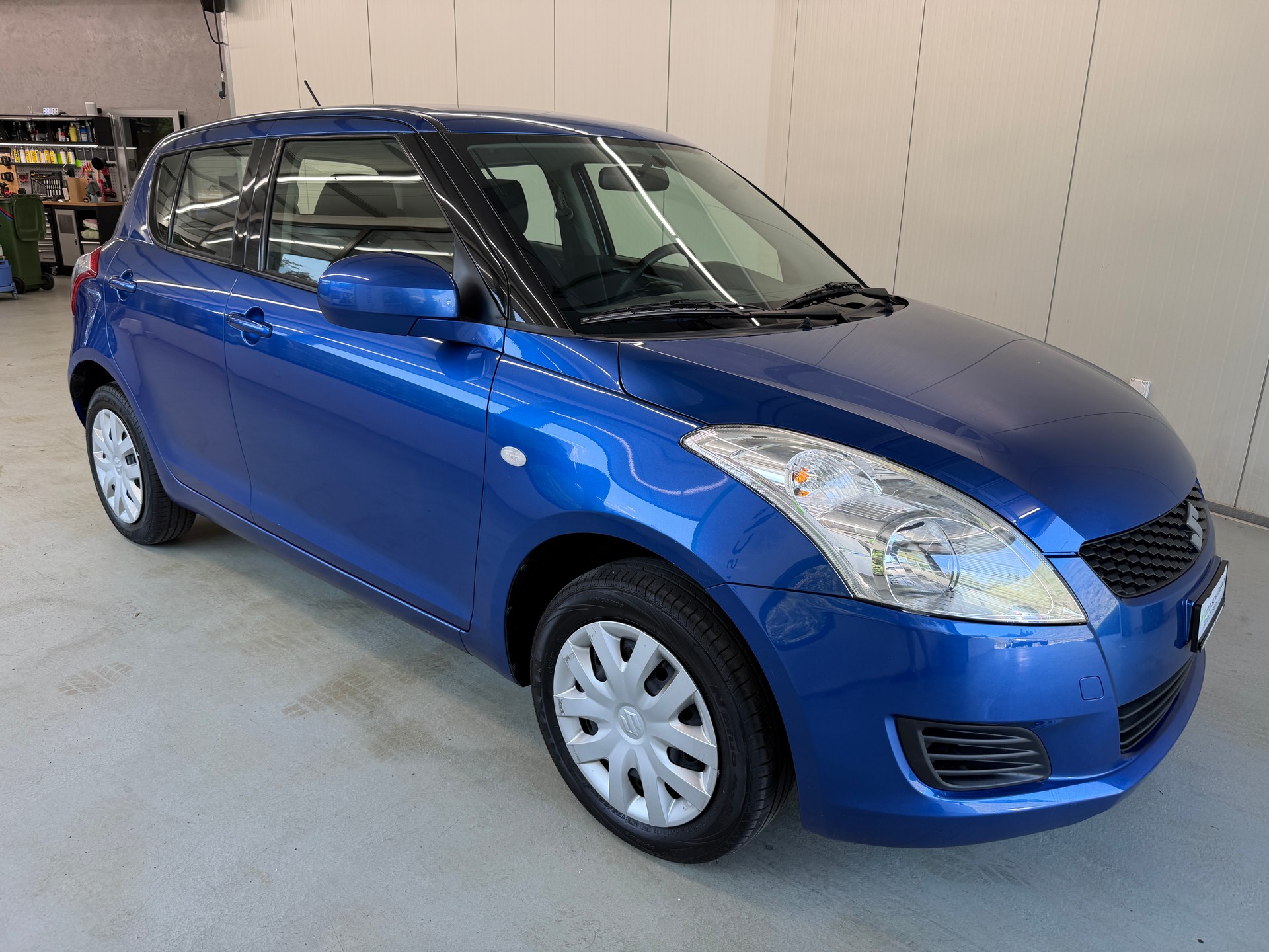 SUZUKI Swift 1.2i 16V GL 4x4-image-1