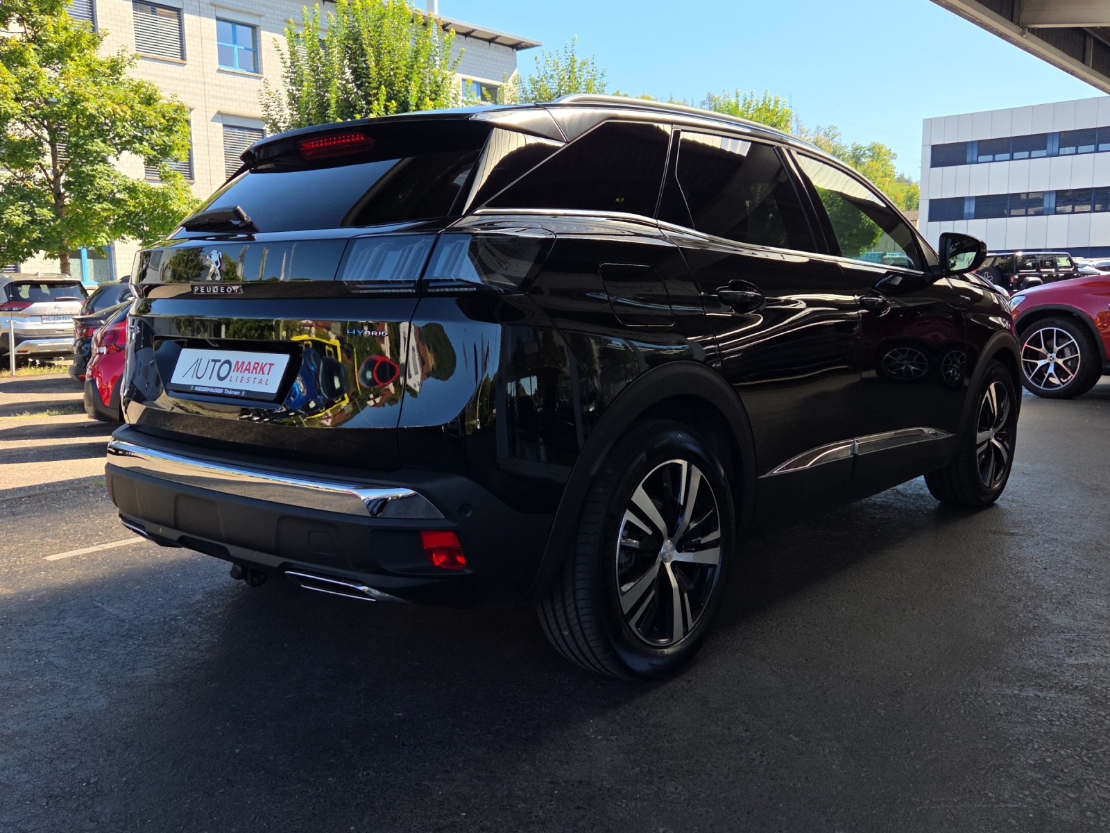 PEUGEOT 3008 225e Hybrid2 GT EAT8-image-4