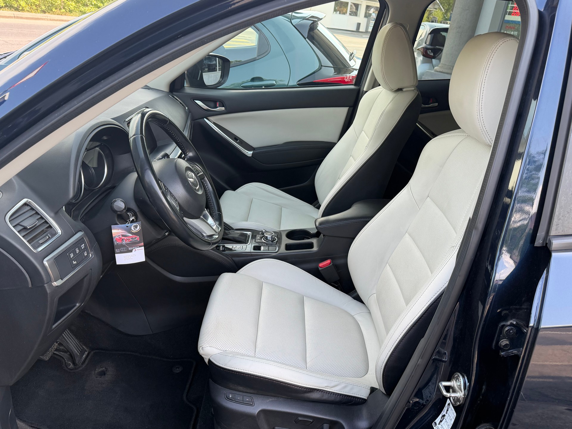MAZDA CX-5 2.5 Revolution AWD Skyactive-G Automatic-image-4