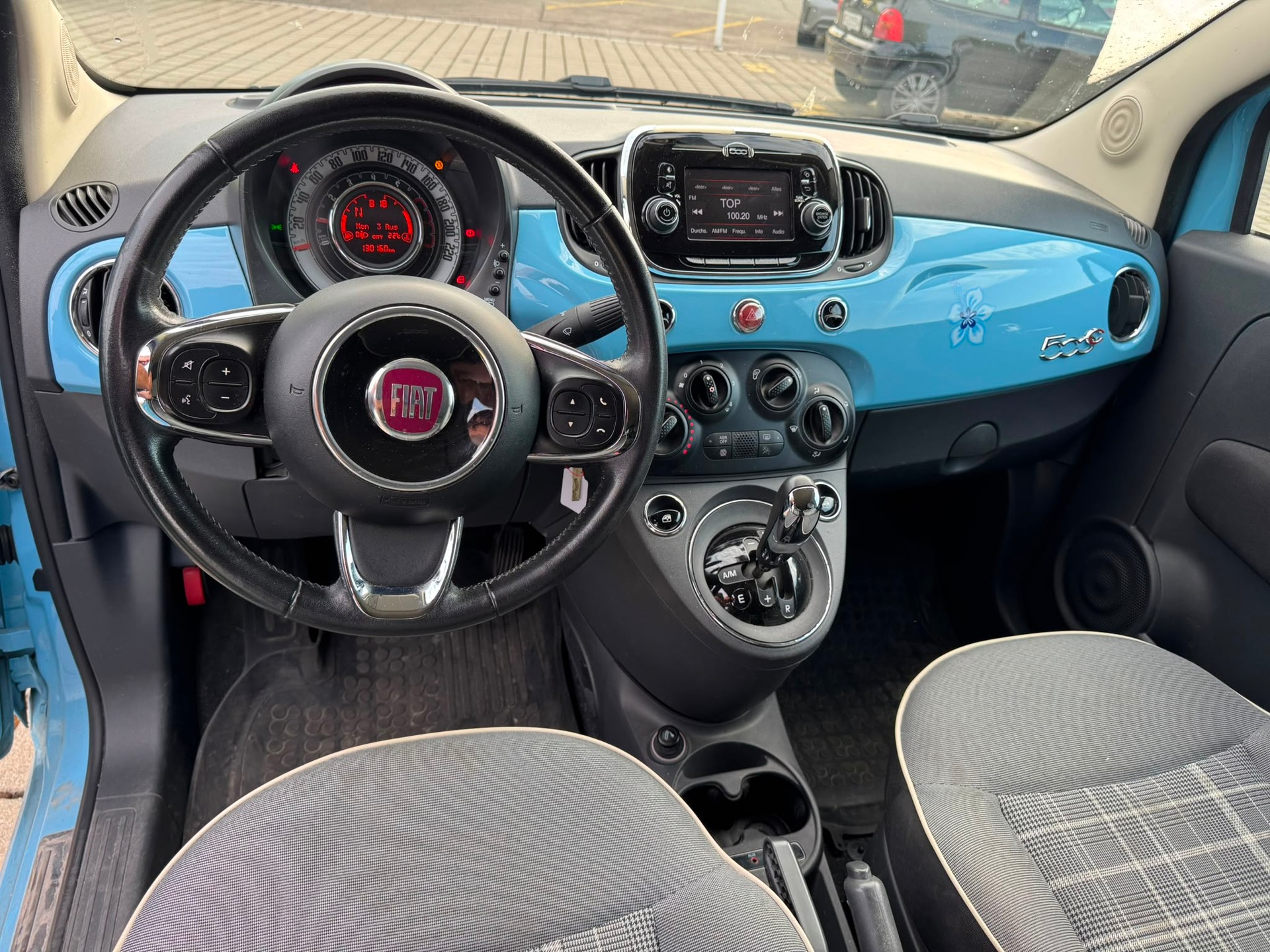 FIAT 500C 1.2 Lounge-image-8