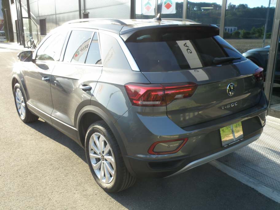 VW T-Roc 1.5 TSI Life United DSG-image-2