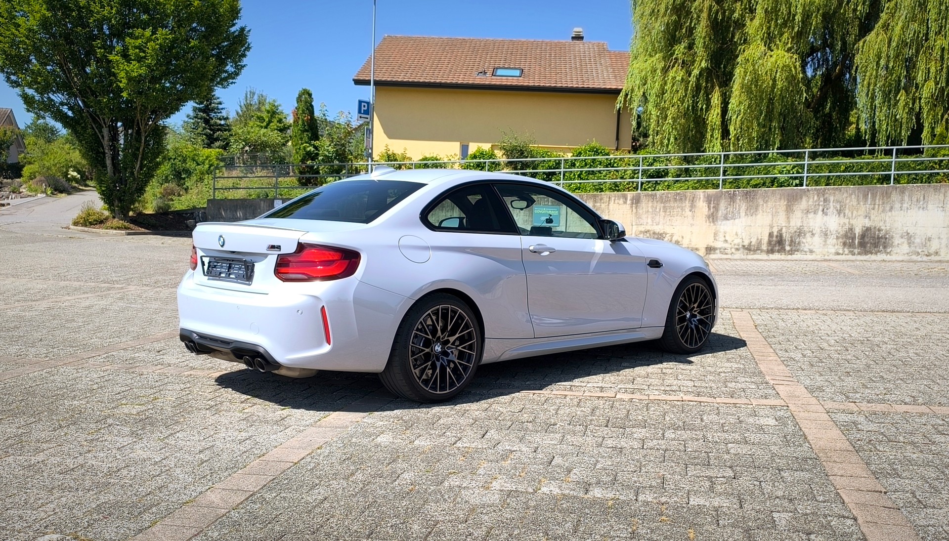 BMW M2 Competition-image-2