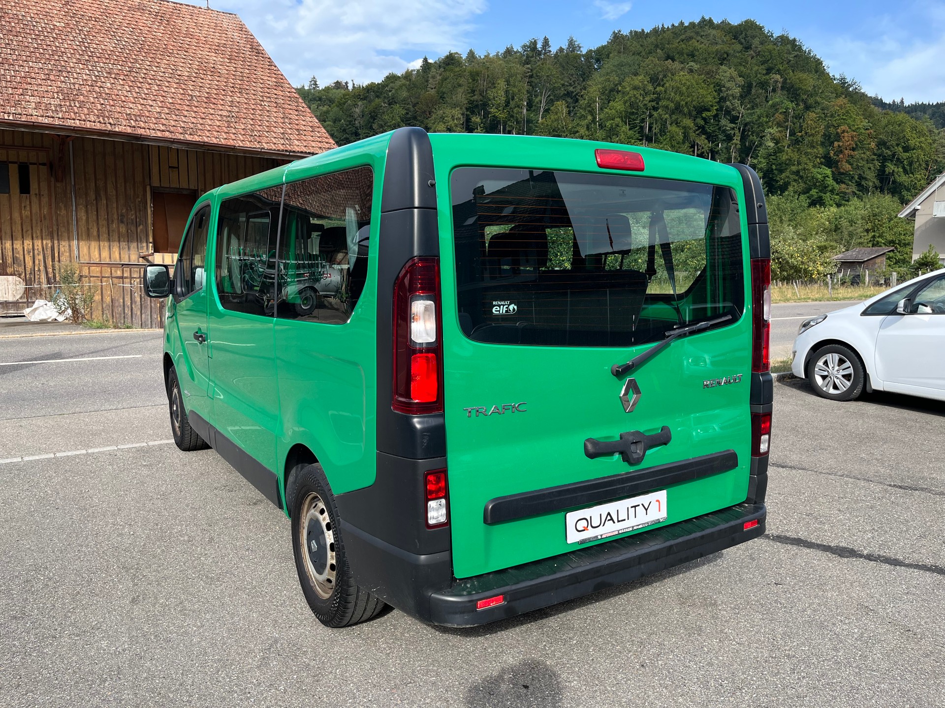 RENAULT Trafic ENERGY dCi 125 Passenger Authentique / Frisch ab MFK & Service / 9-Sitze / CH Fahrzeug-image-2