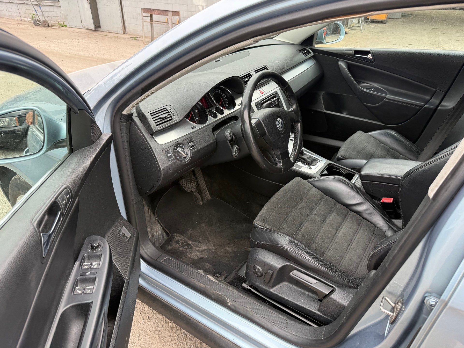 VW Passat Variant 2.0 TDI Comfortline-image-10