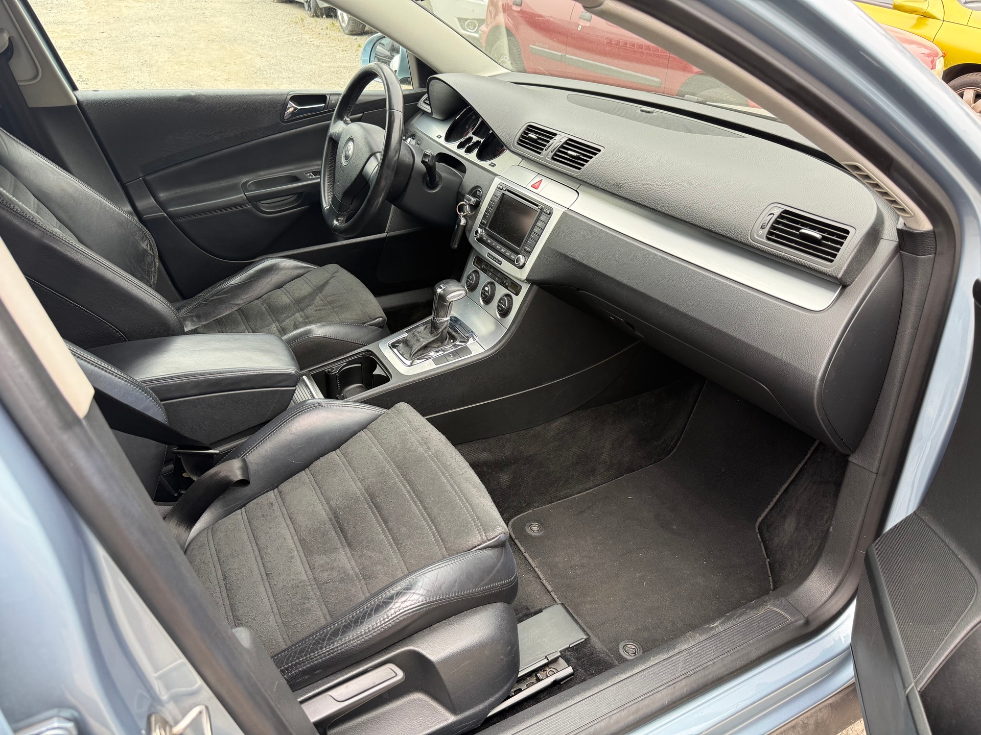 VW Passat Variant 2.0 TDI Comfortline-image-8