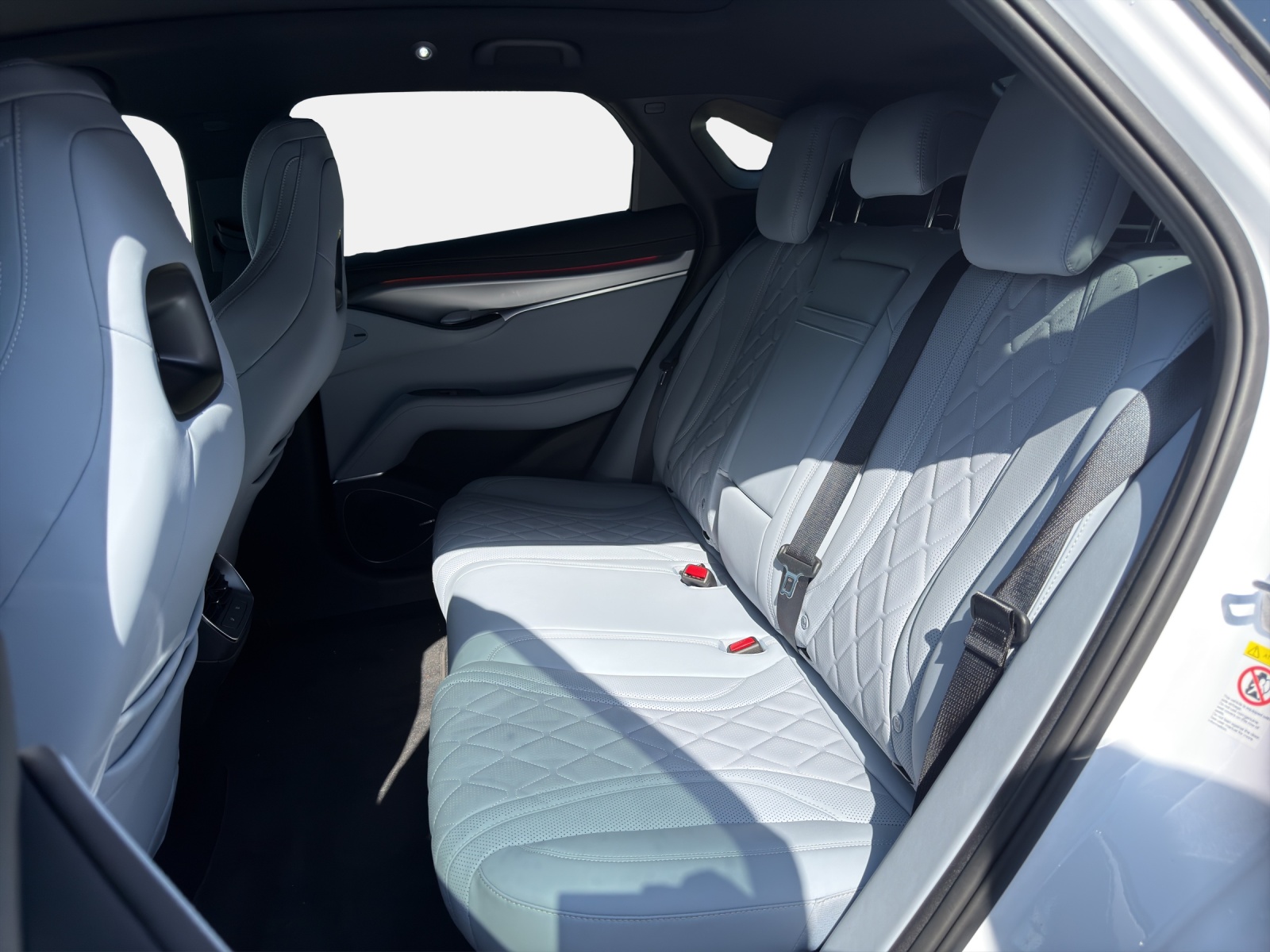 BYD Sealion 7 91.3kWh/530 Excellence AWD-image-10