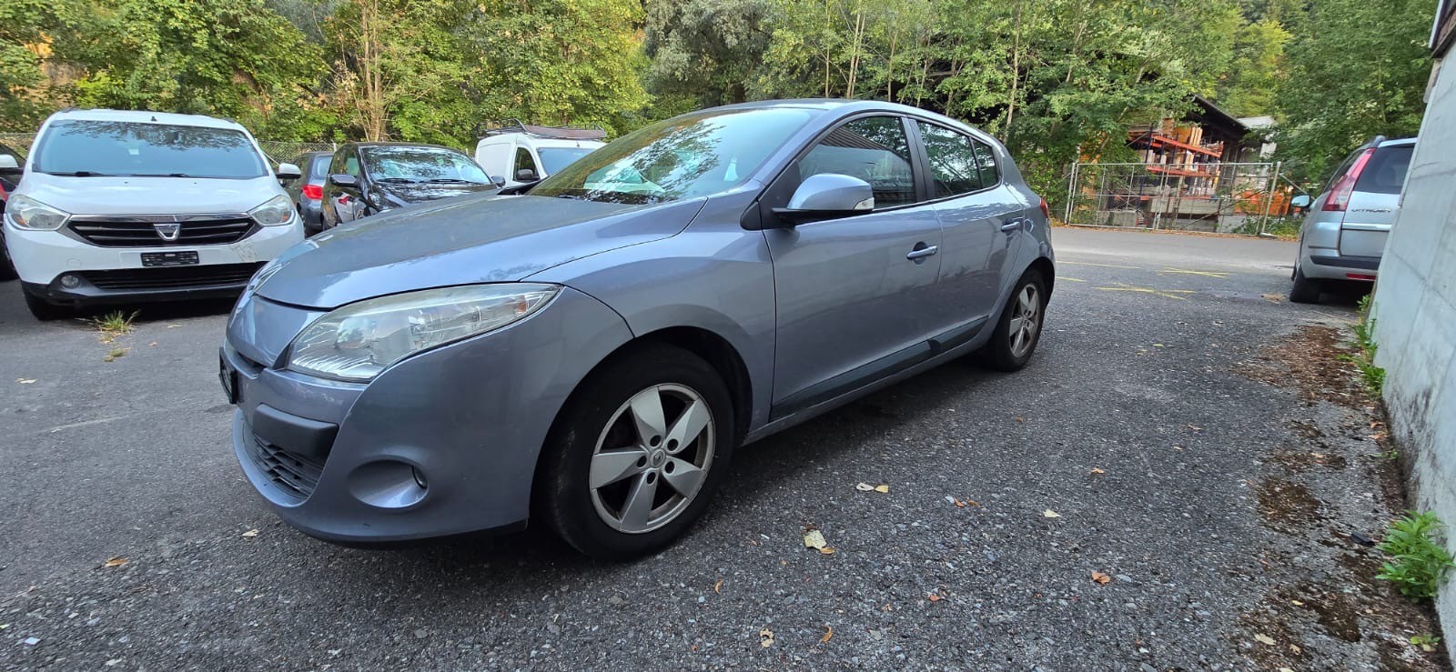 RENAULT Mégane 1.6 16V Expression-image-2