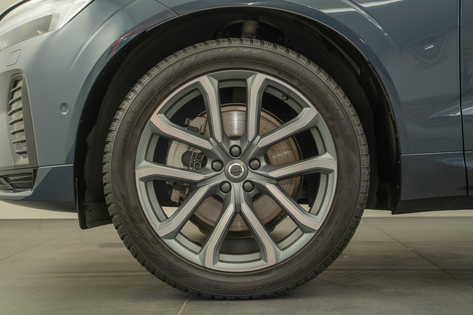 VOLVO XC60 2.0 T6 TE Ultimate Dark eAWD-image-15
