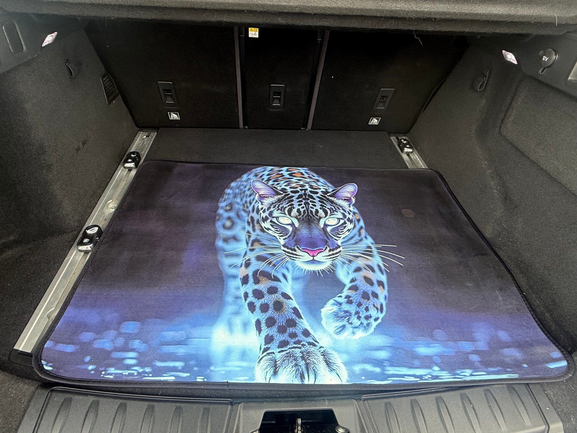 JAGUAR F-Pace 3.0 TD Prestige AWD Automatik-image-10