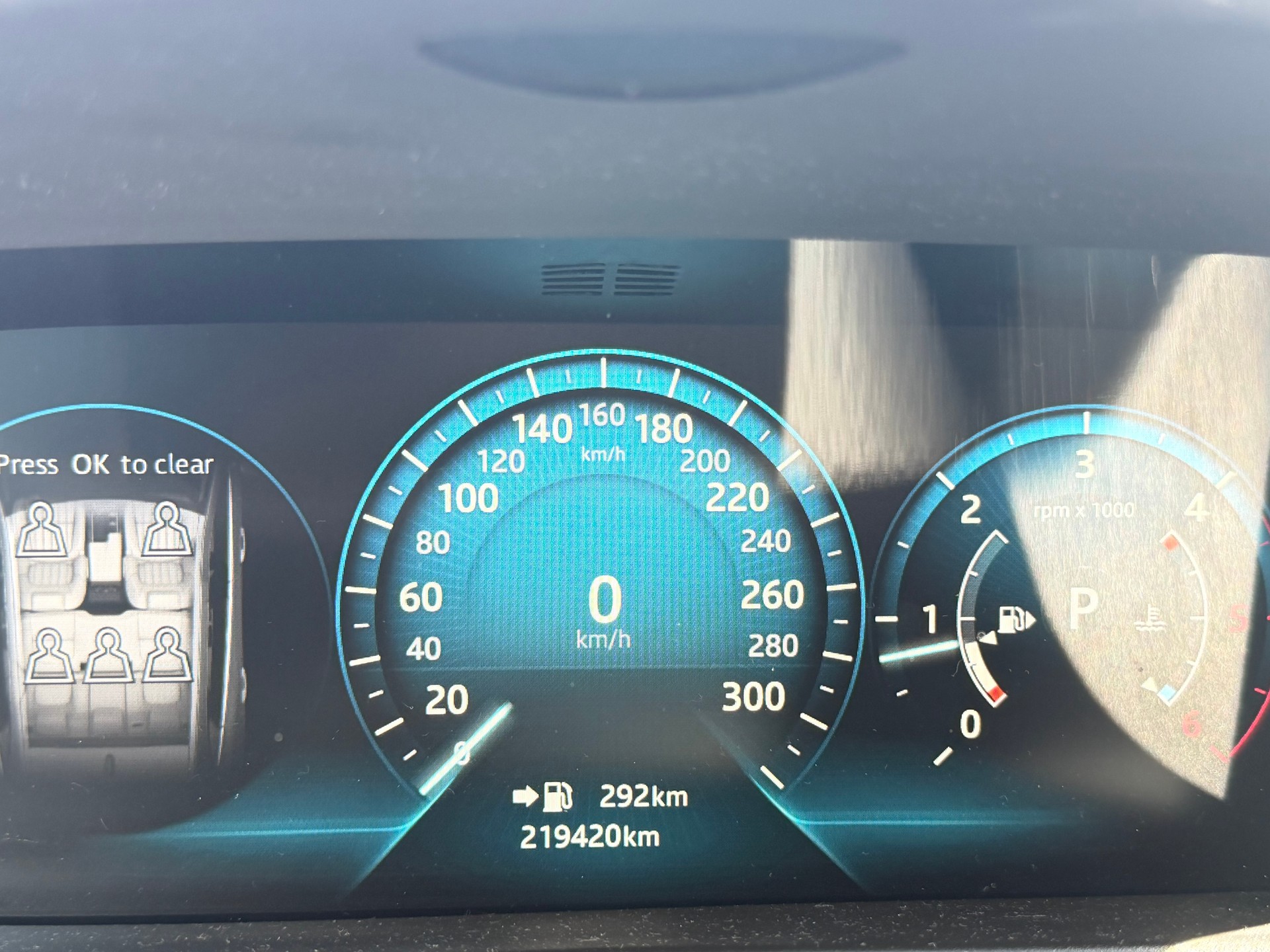 JAGUAR F-Pace 3.0 TD Prestige AWD Automatik-image-9