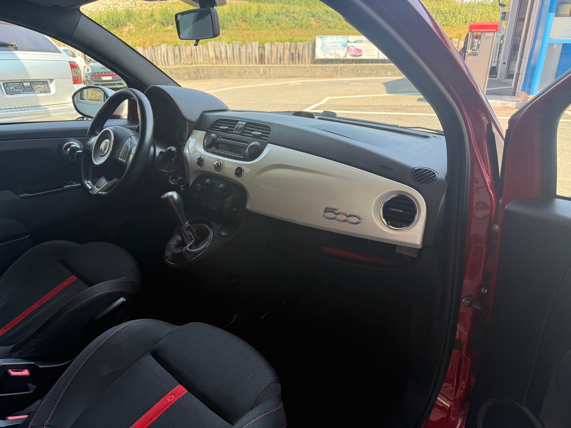 FIAT 500 1.4 16V Turbo Abarth-image-13