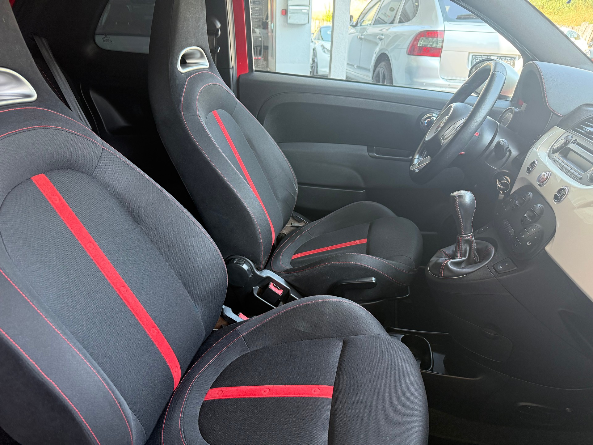 FIAT 500 1.4 16V Turbo Abarth-image-12