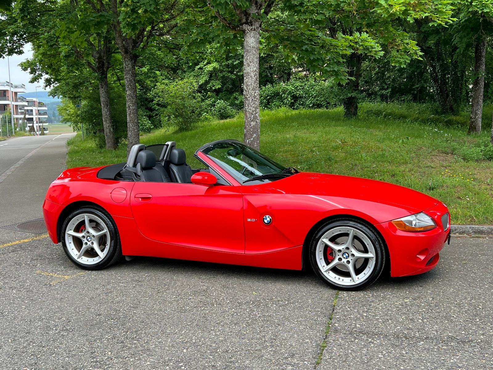 BMW Z4 3.0i Roadster-image-5
