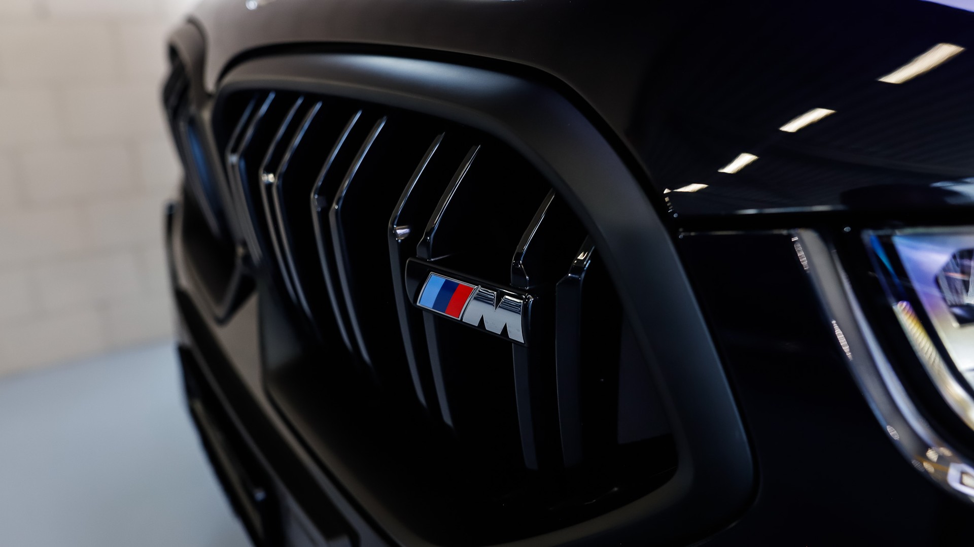 BMW X6 xDrive 48V M60i M Sport Pro Steptronic-image-8