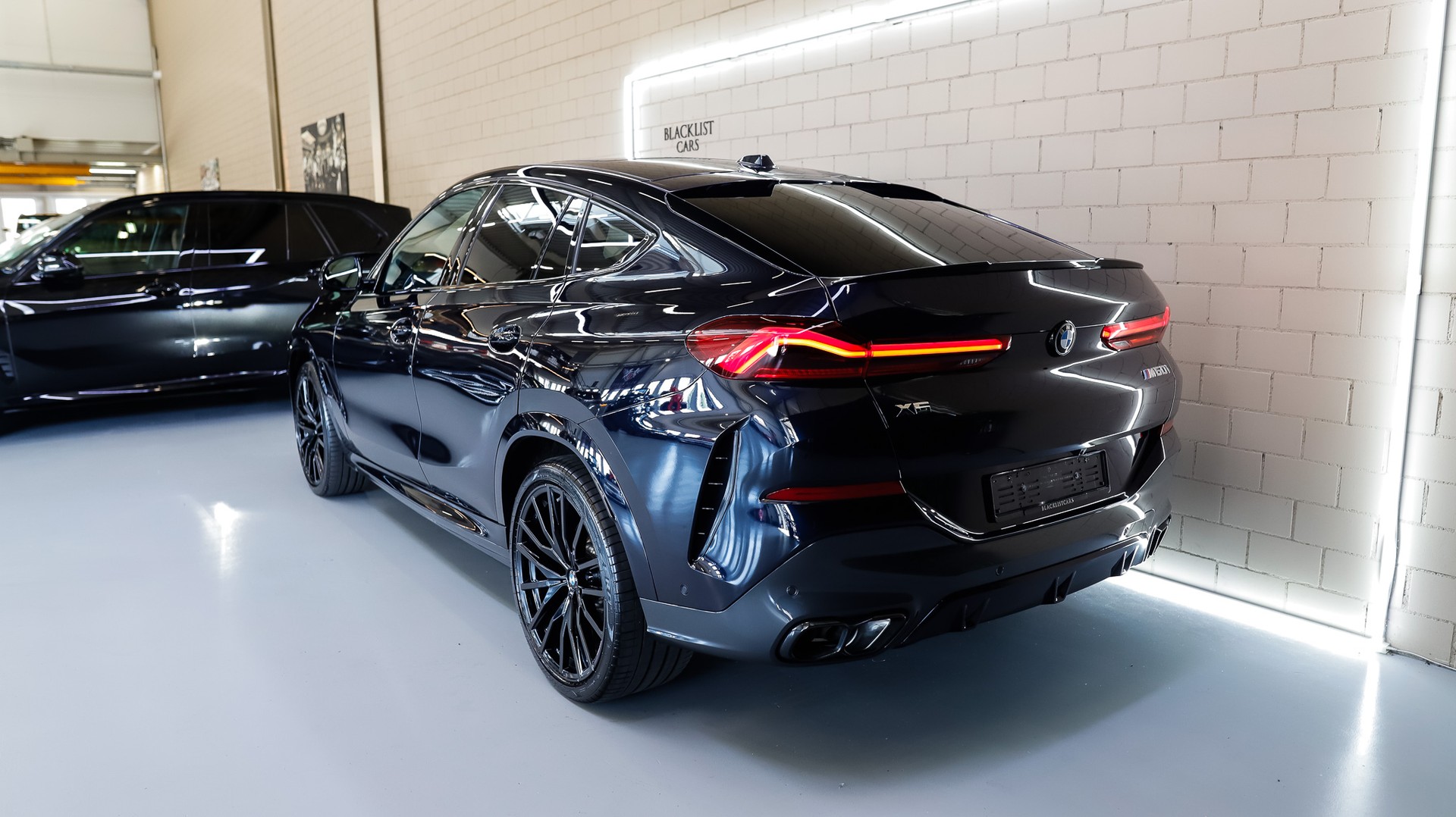 BMW X6 xDrive 48V M60i M Sport Pro Steptronic-image-4