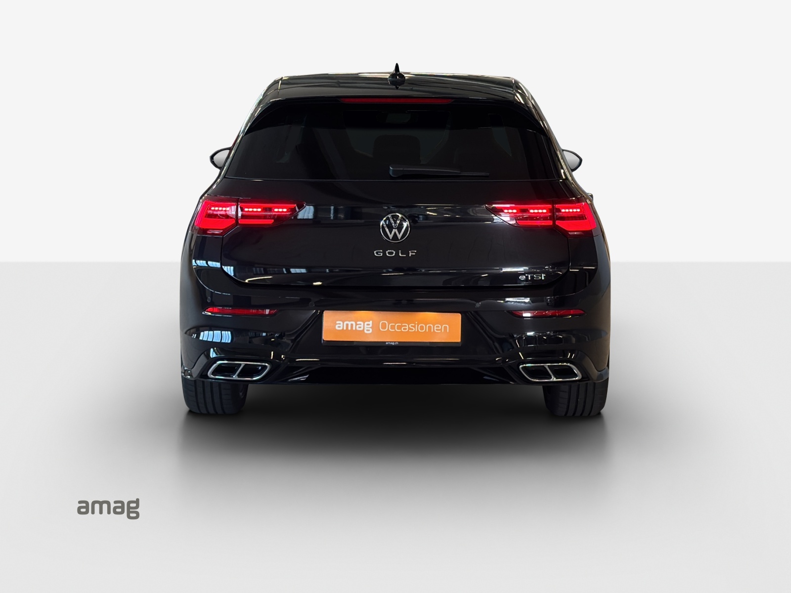 VW Golf 1.5 eTSI mHEV ACT R-Line DSG-image-3