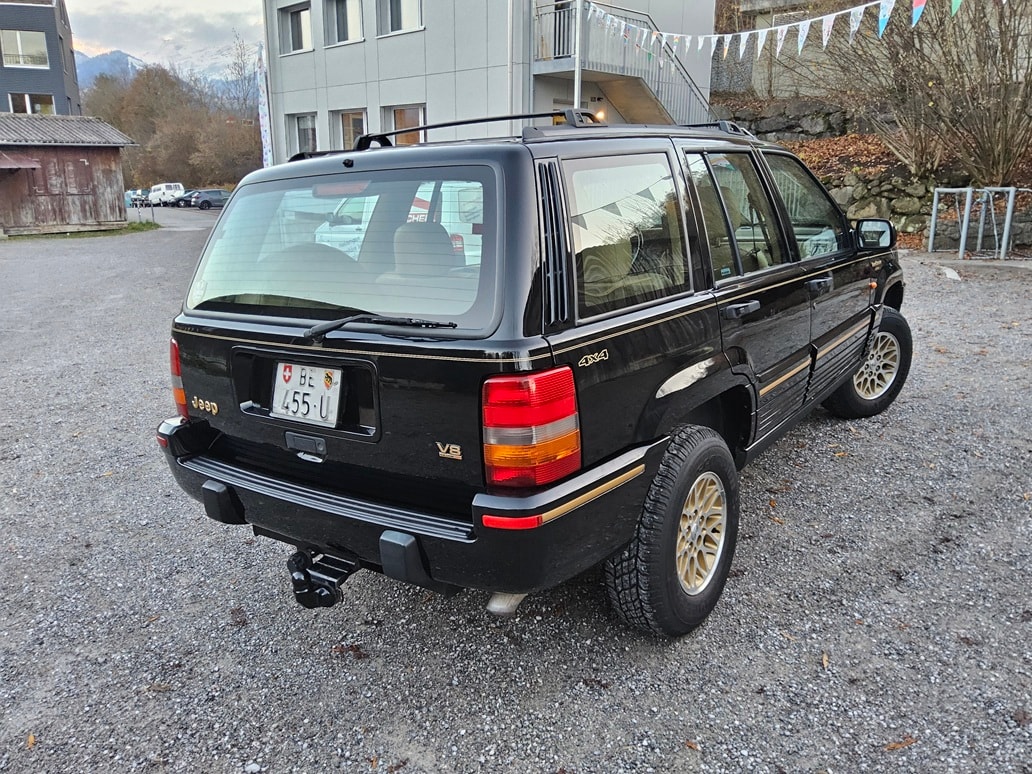 JEEP Grand Cherokee 5.2 Limited Automatic-image-7