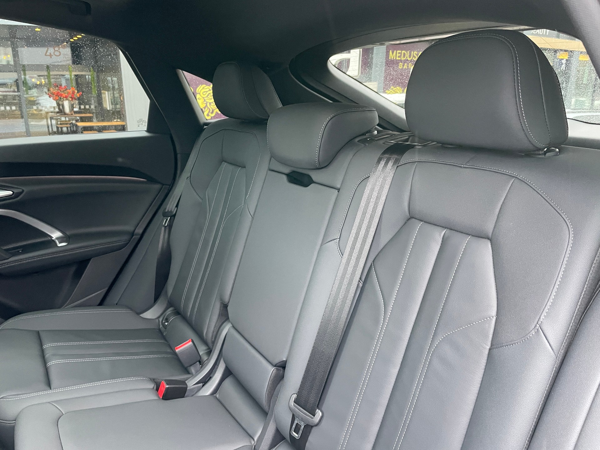 AUDI Q5 Sportback e-hybrid quattro S-tronic-image-15