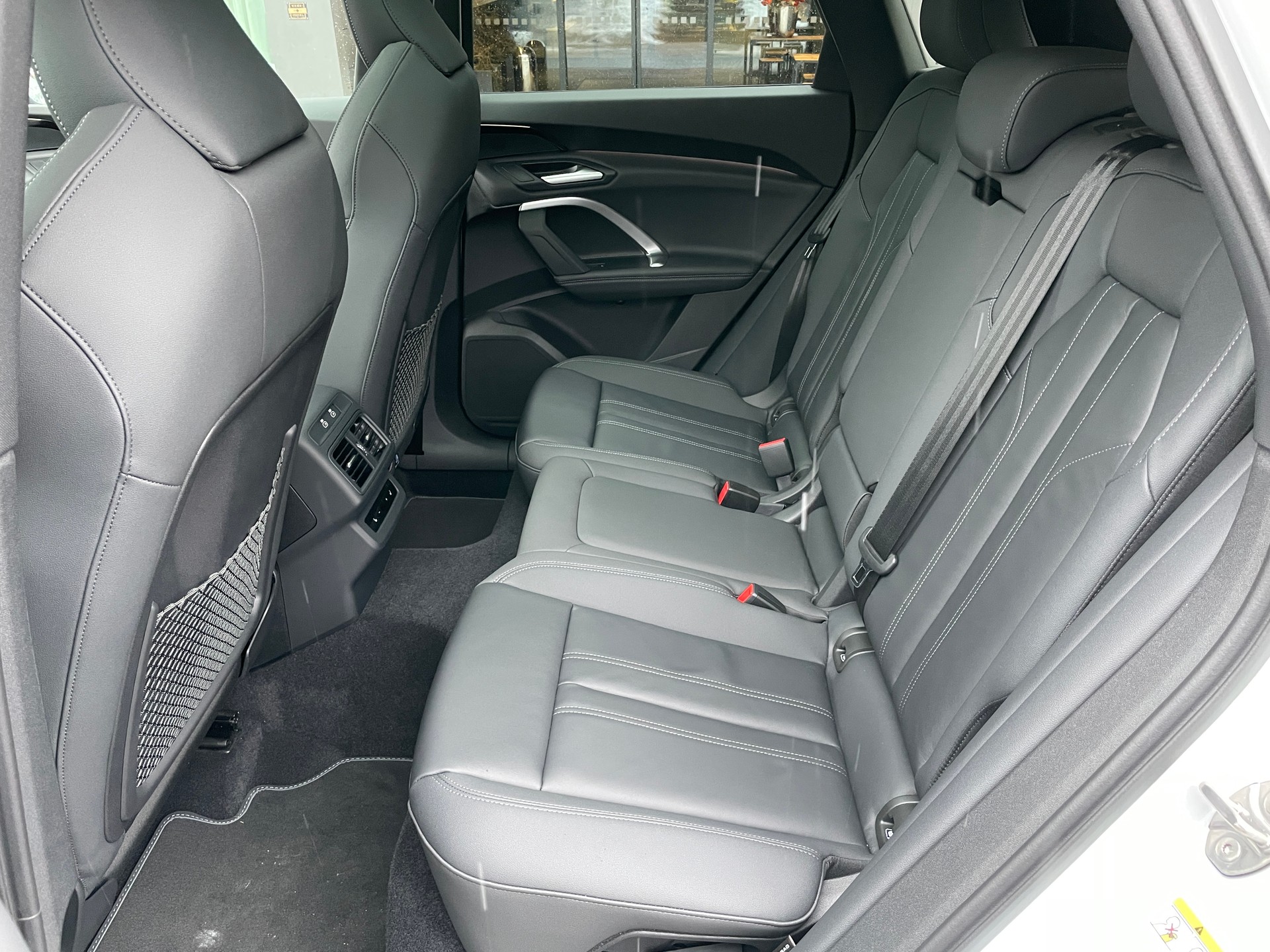 AUDI Q5 Sportback e-hybrid quattro S-tronic-image-16