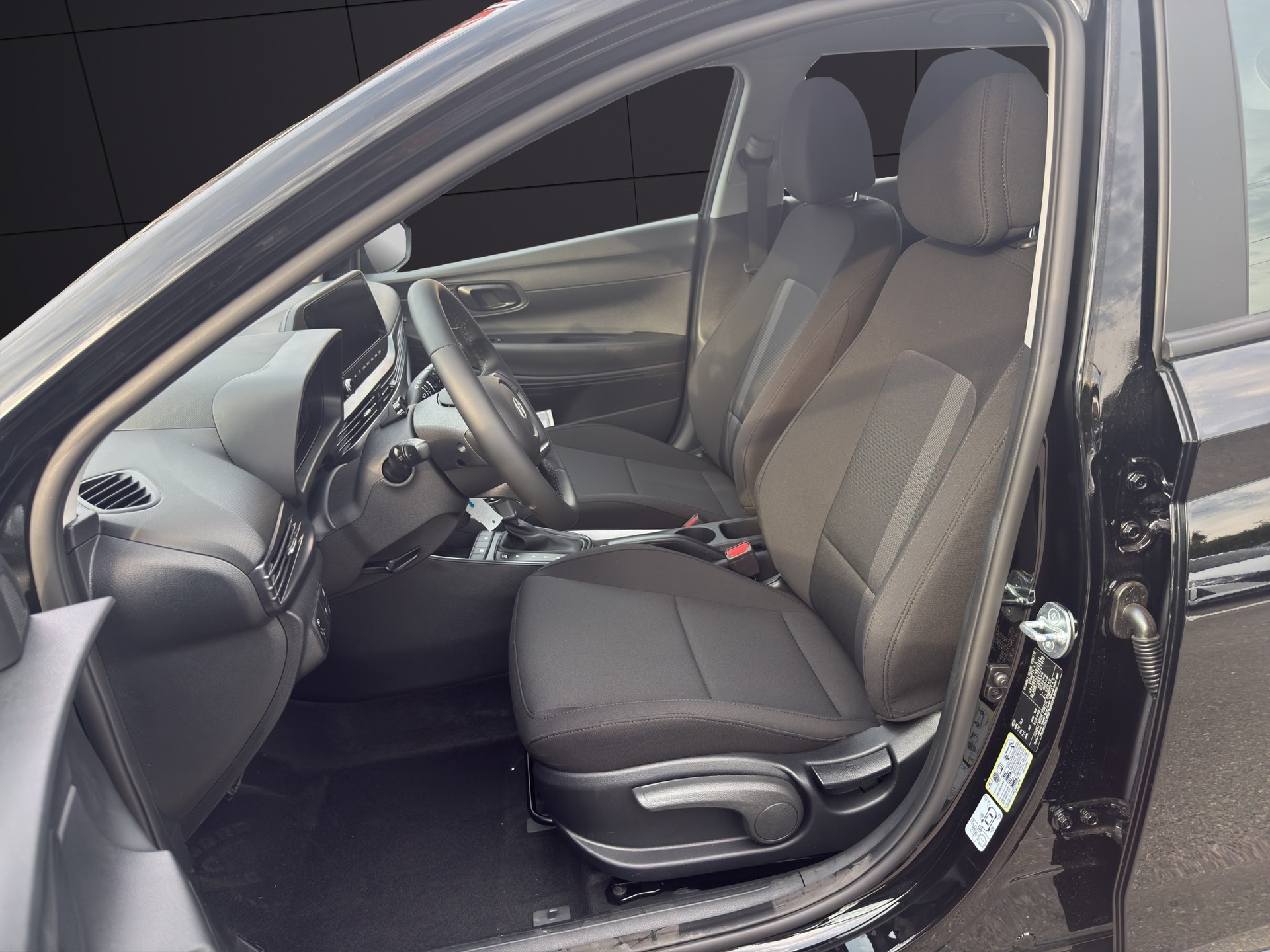 HYUNDAI i20 1.0 T-GDi Origo-image-13