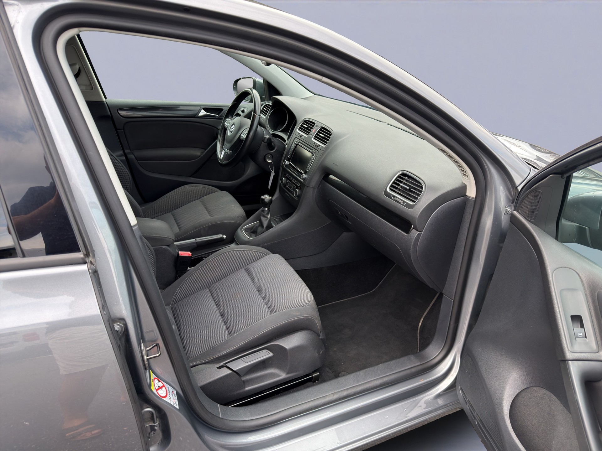 VW Golf 1.2 TSI BlueMotion Technology Trendline-image-9