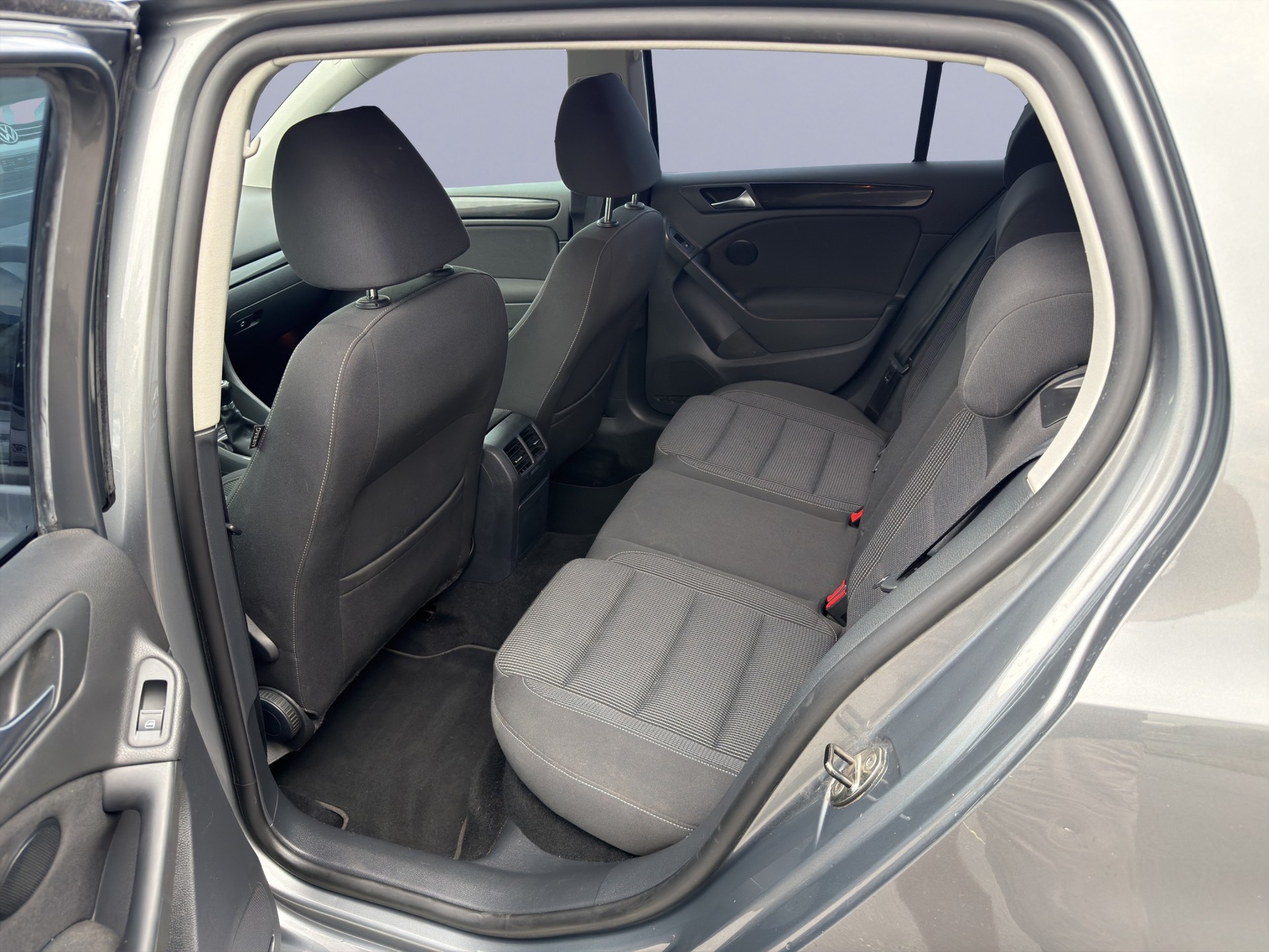 VW Golf 1.2 TSI BlueMotion Technology Trendline-image-7