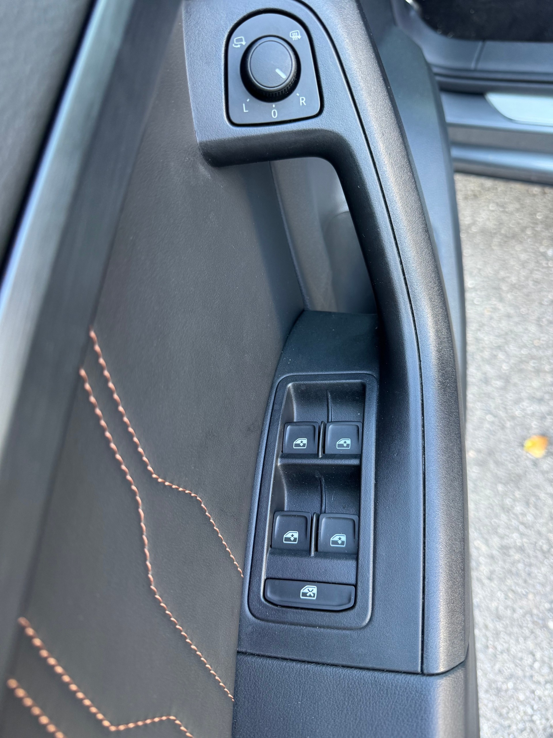 CUPRA Ateca 2.0TSI VZ 4Drive DSG-image-27