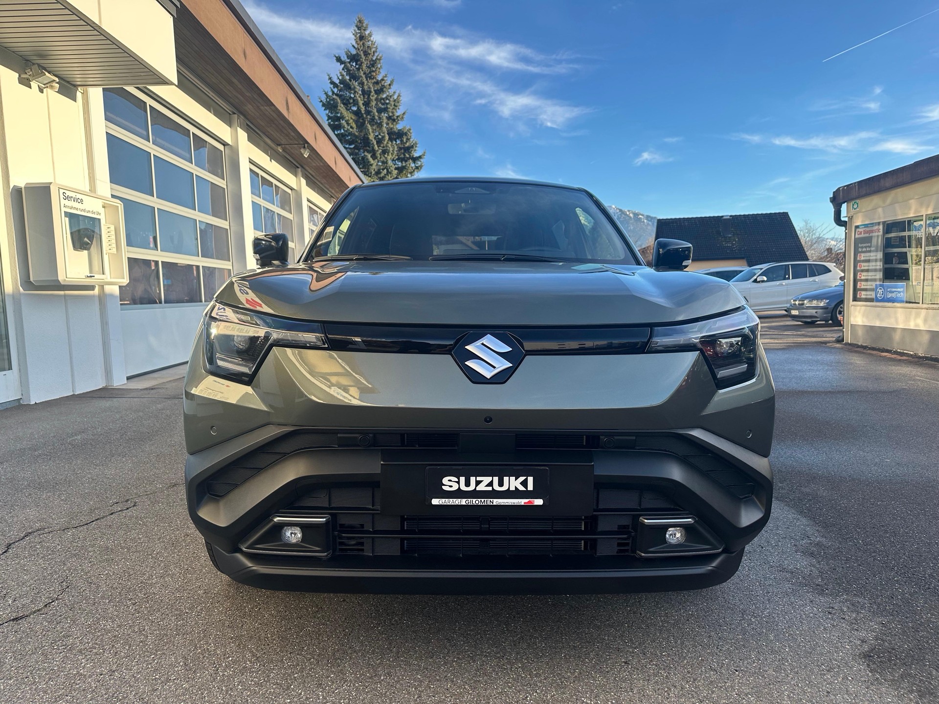 SUZUKI e Vitara Compact Top 4x4-image-1