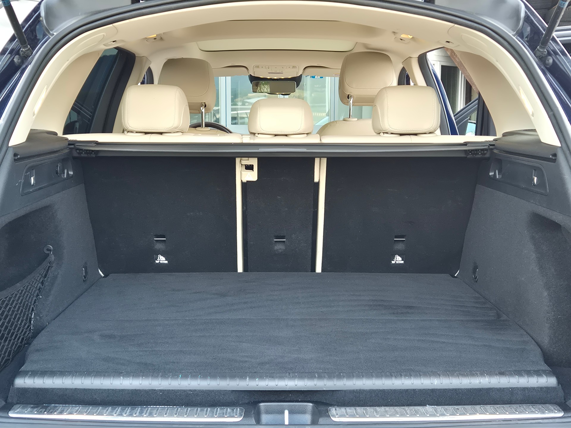 MERCEDES-BENZ GLC 300 e 4Matic 9G-Tronic-image-6