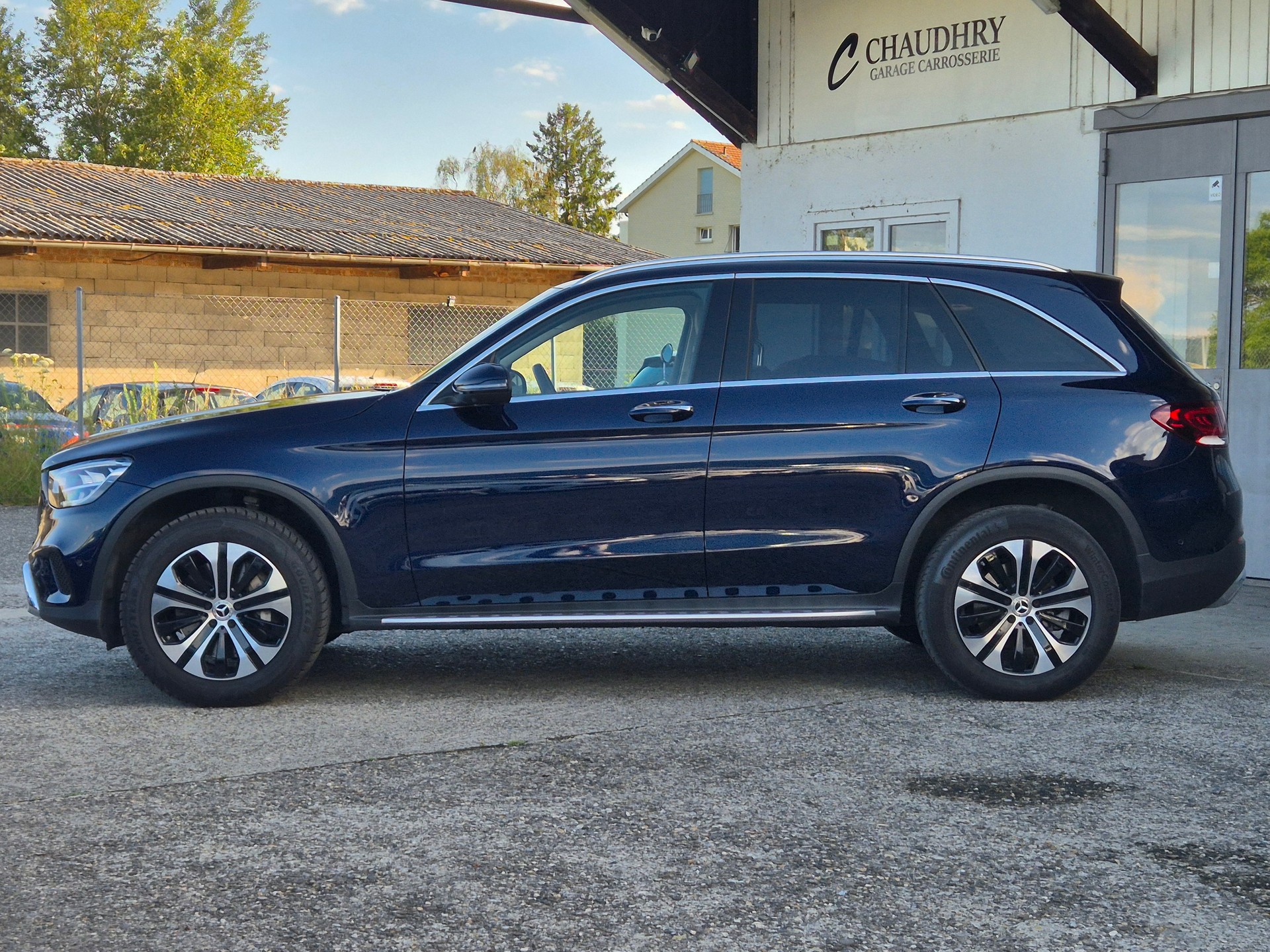 MERCEDES-BENZ GLC 300 e 4Matic 9G-Tronic-image-8