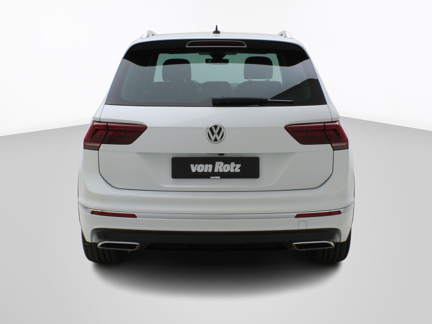 VW Tiguan 2.0 TSI DSG R-Line 4Motion-image-3