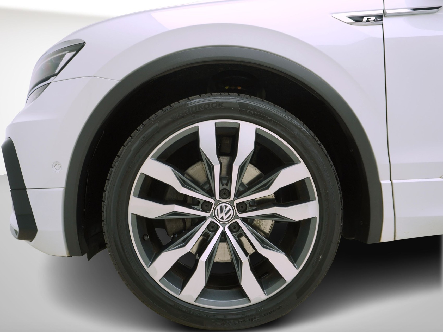 VW Tiguan 2.0 TSI DSG R-Line 4Motion-image-6