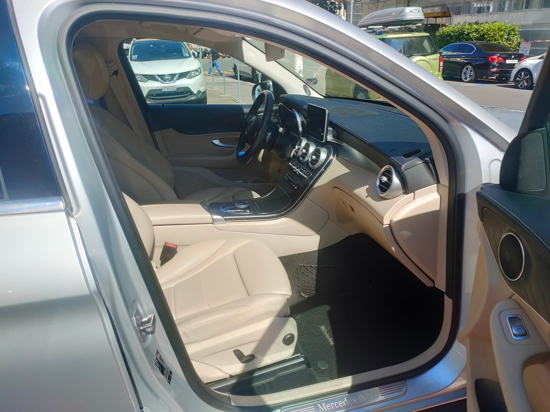 MERCEDES-BENZ GLC 250 Exclusive 4Matic 9G-Tronic-image-6