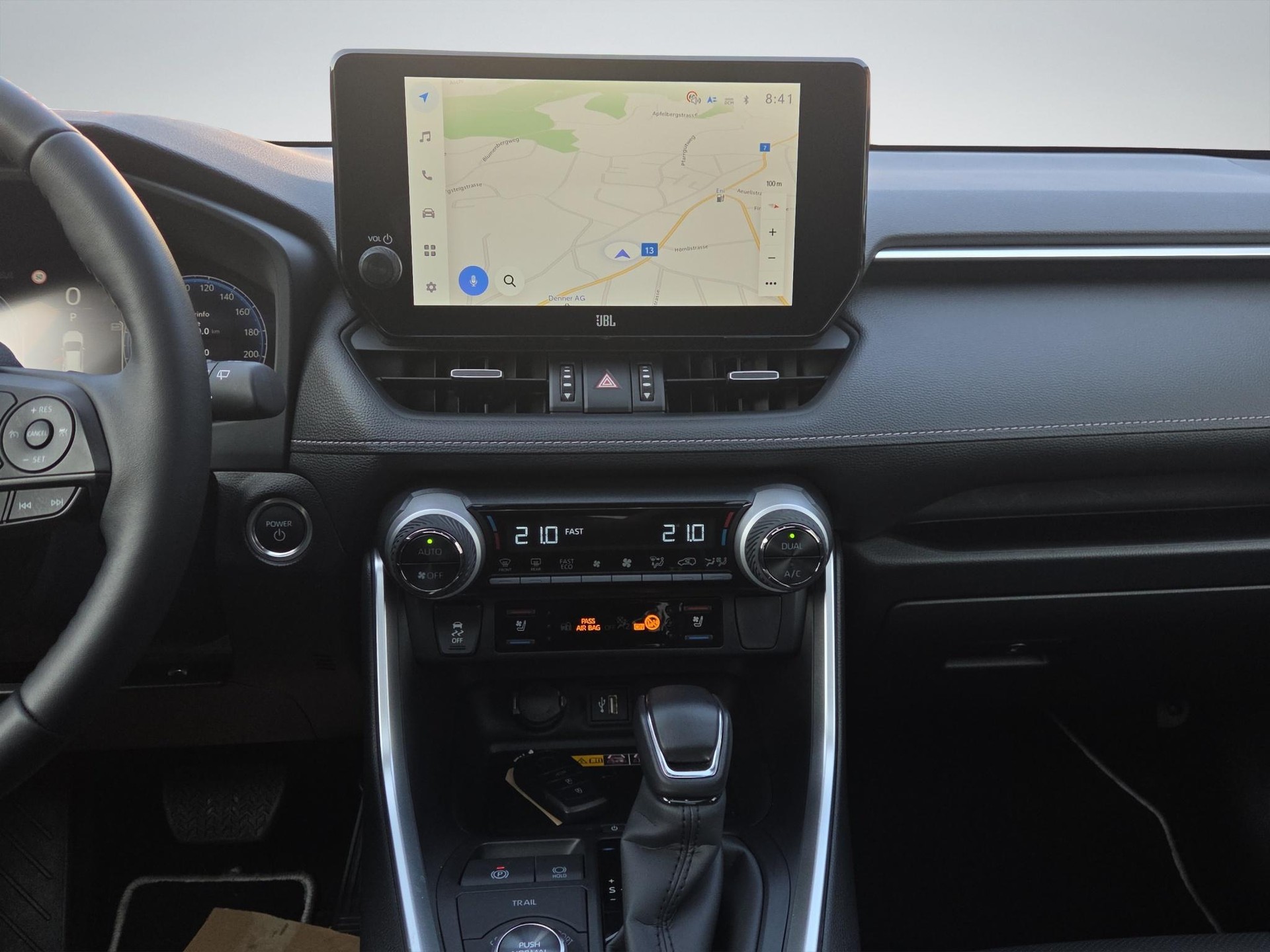 TOYOTA RAV4 2.5 HEV Premium-image-12