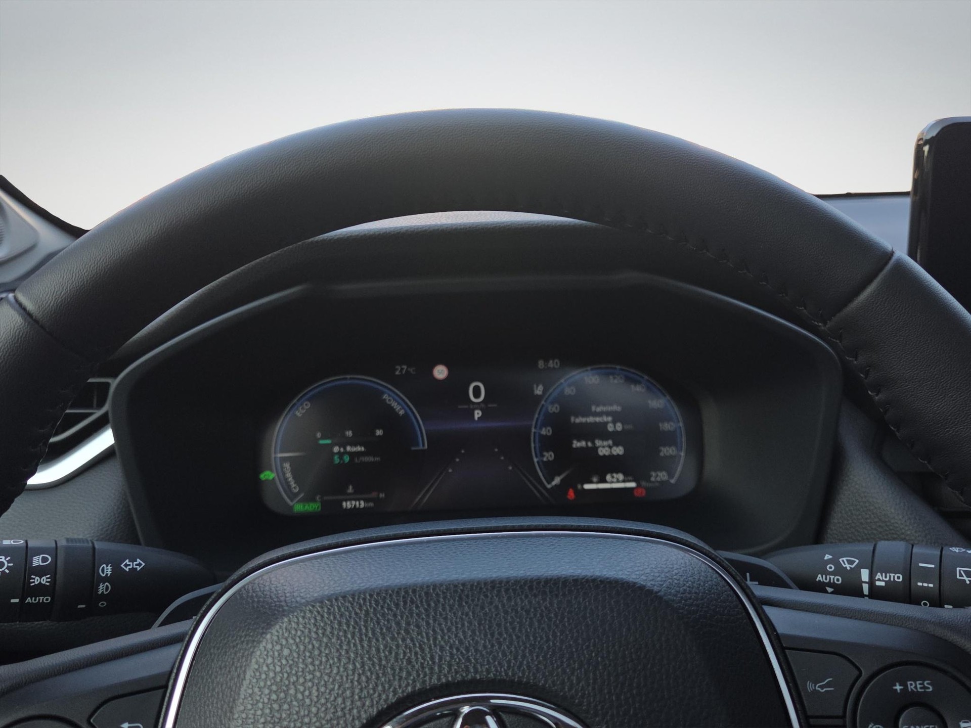 TOYOTA RAV4 2.5 HEV Premium-image-10