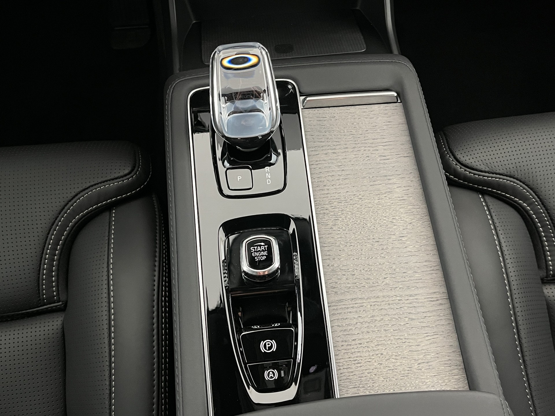 VOLVO XC90 2.0 T8 TE Ultra Dark eAWD-image-15