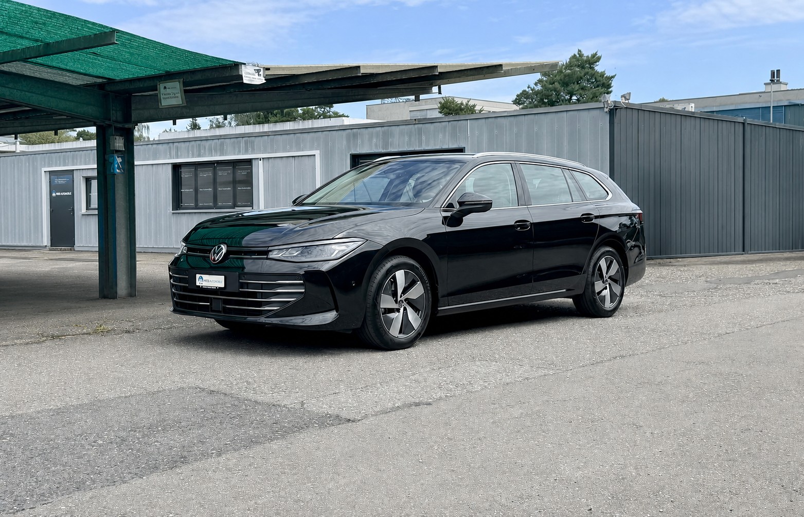 VW Passat Variant 1.5 eTSI evo2 Business DSG-image-10